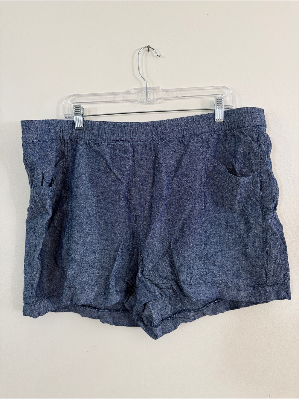 Casual Women's Blue Linen-Style Shorts